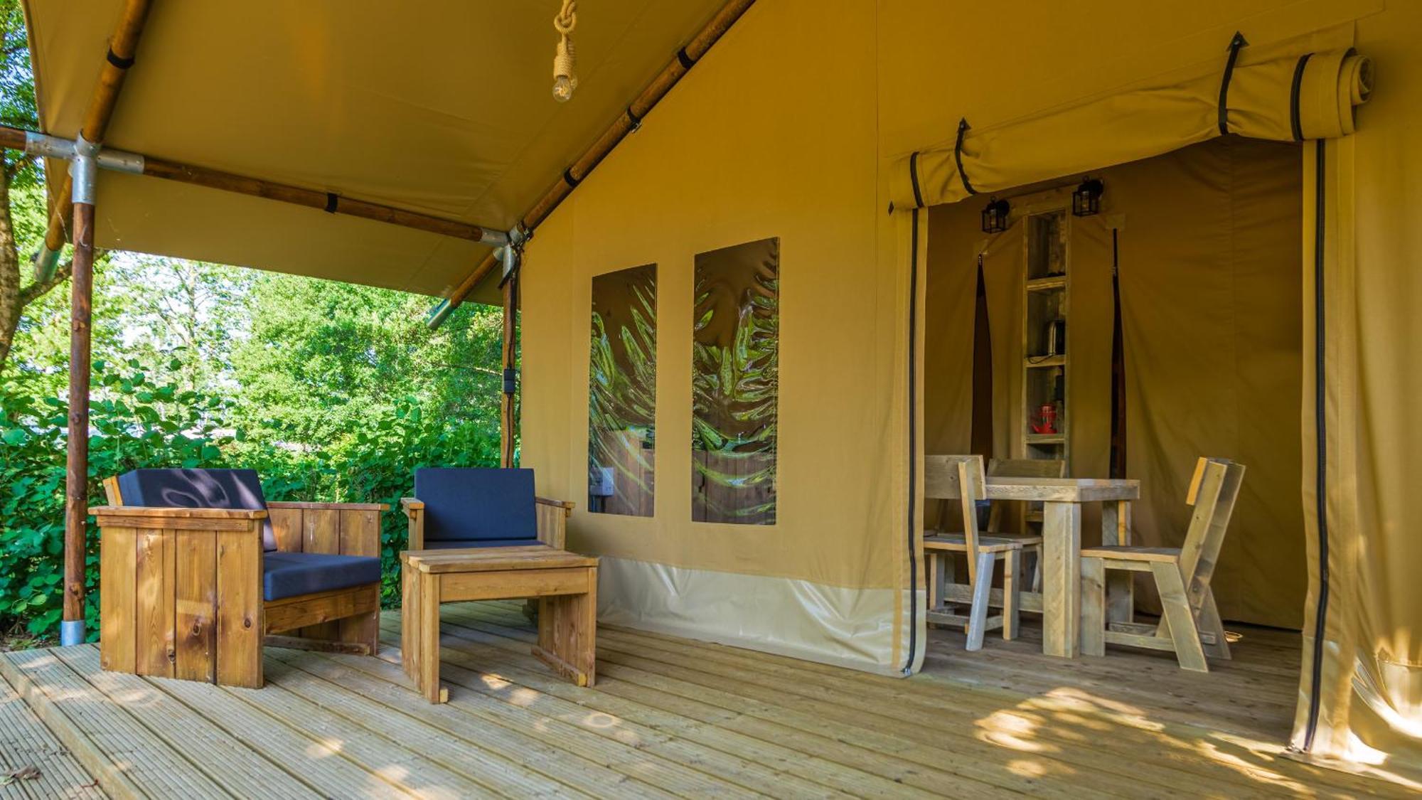 Camping Saint Michel Courtils Buitenkant foto